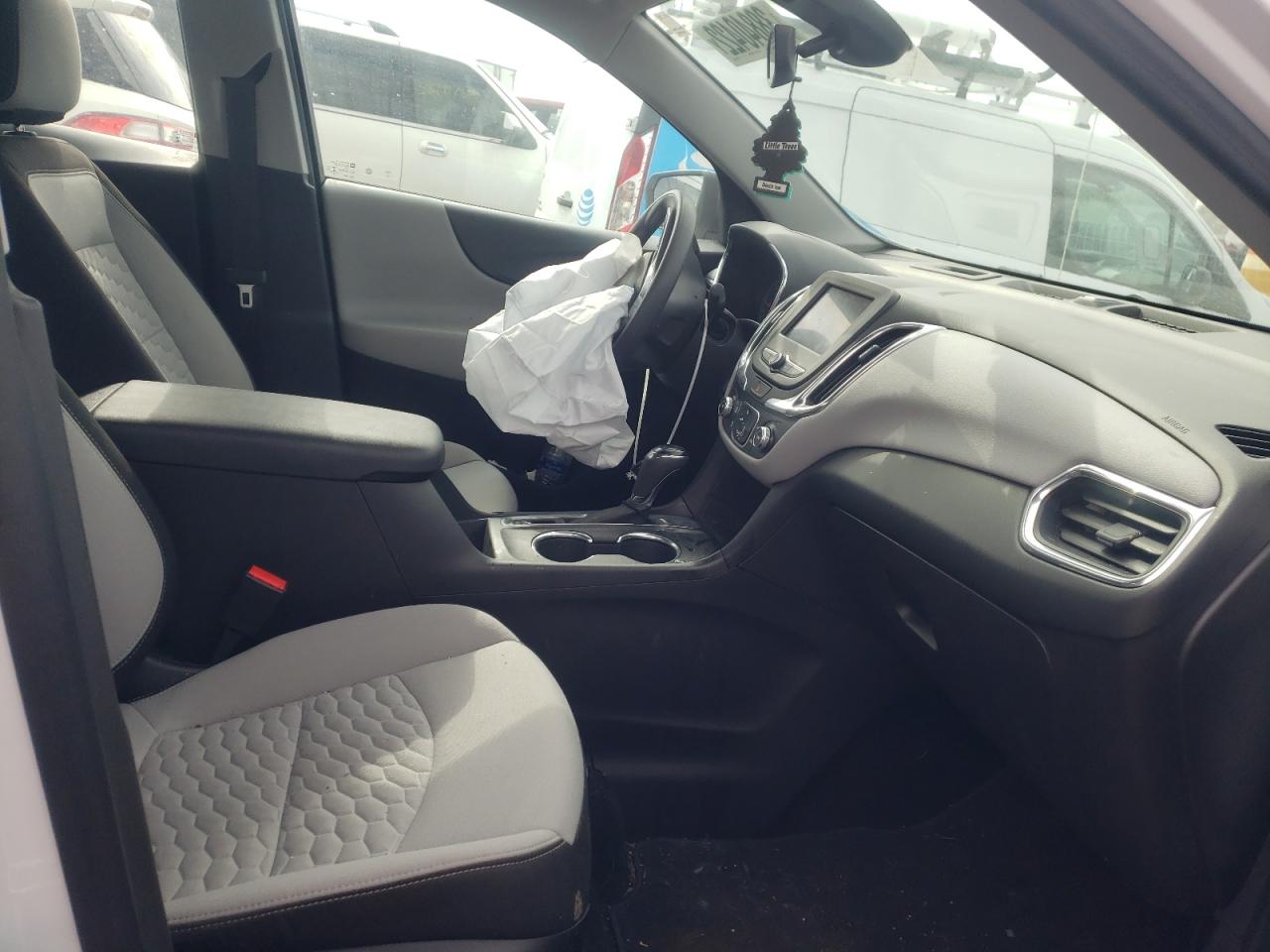 Photo 5 from auction – 2020 CHEVROLET EQUINOX LS with VIN 3GNAXHEV3LS707830