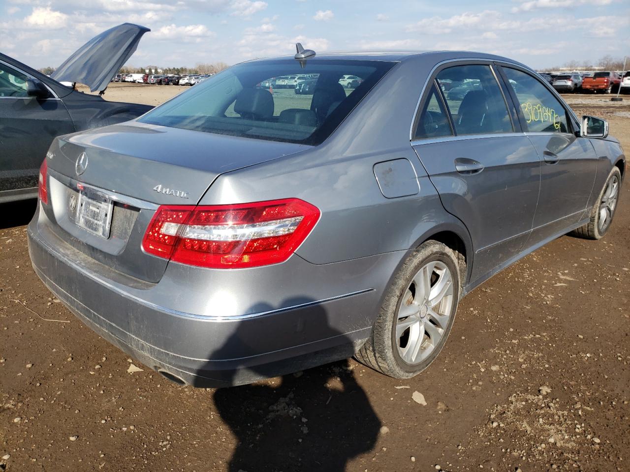 Photo 4 from auction – 2011 MERCEDES-BENZ E 350 4MAT with VIN WDDHF8HBXBA460968