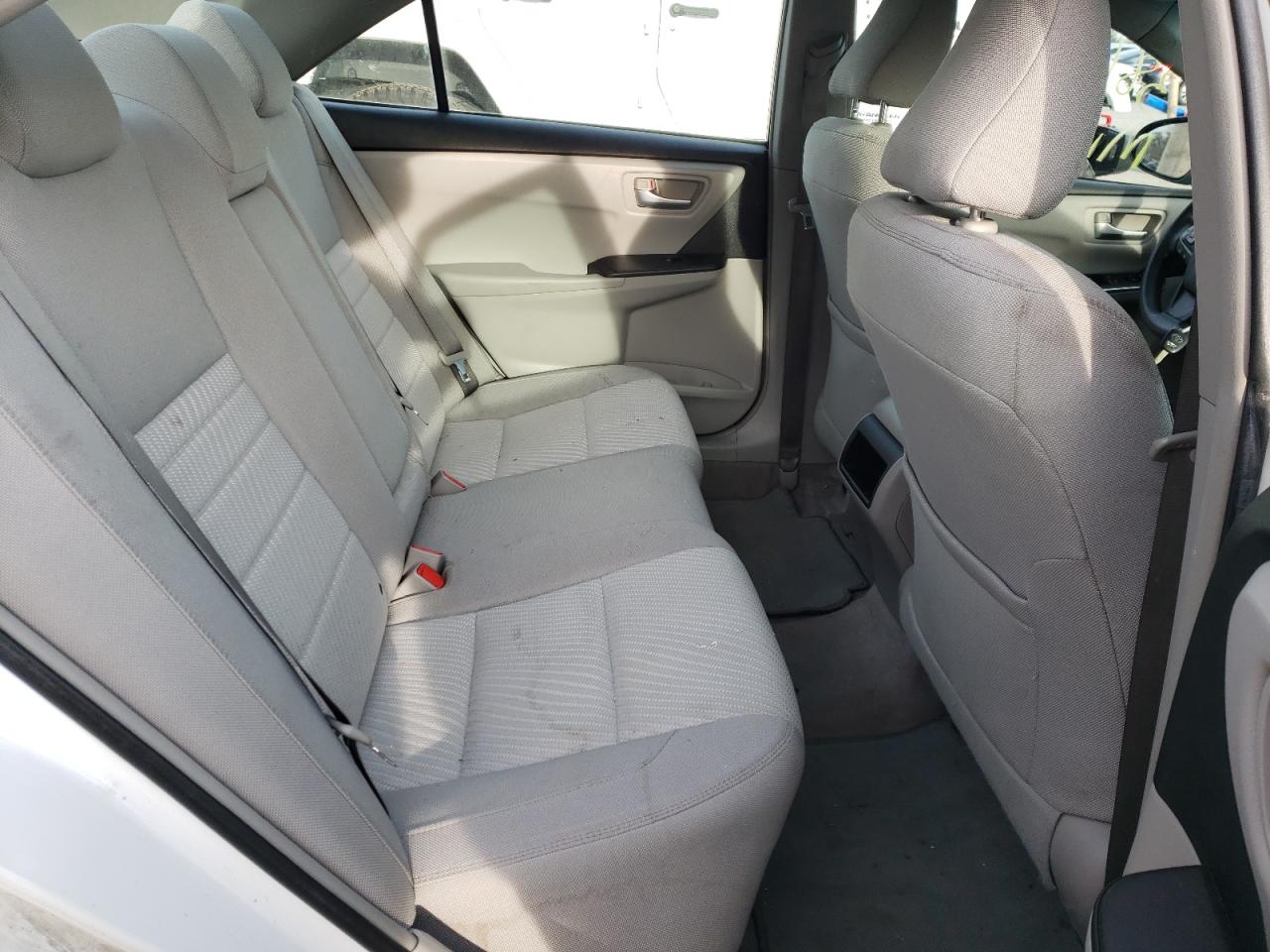 Photo 6 from auction – 2016 TOYOTA CAMRY LE with VIN 4T1BF1FK6GU156872