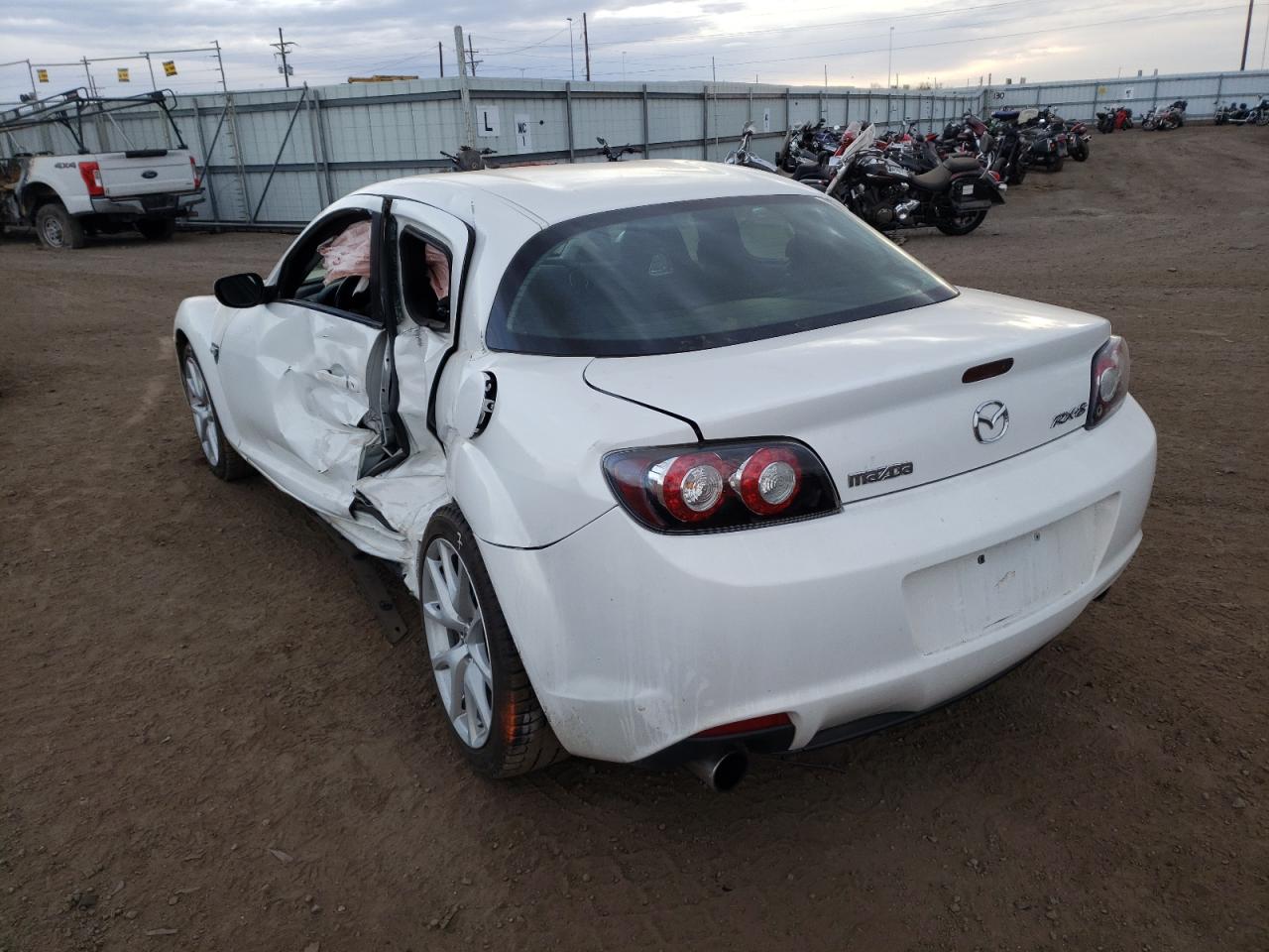 Photo 3 from auction – 2009 MAZDA RX8 with VIN JM1FE17MX90402924