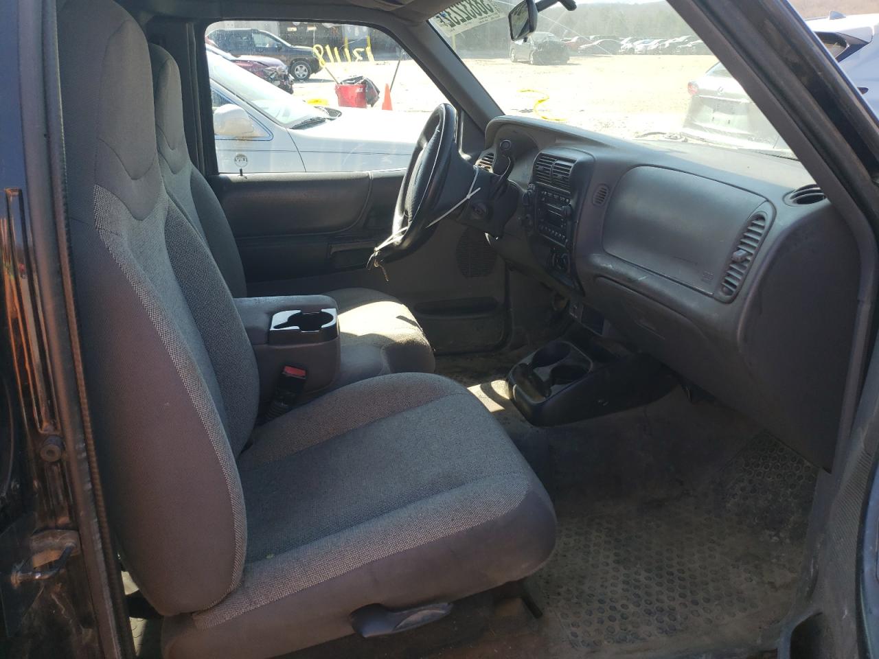 Photo 5 from auction – 2002 FORD RANGER SUP with VIN 1FTZR45E22TA11558