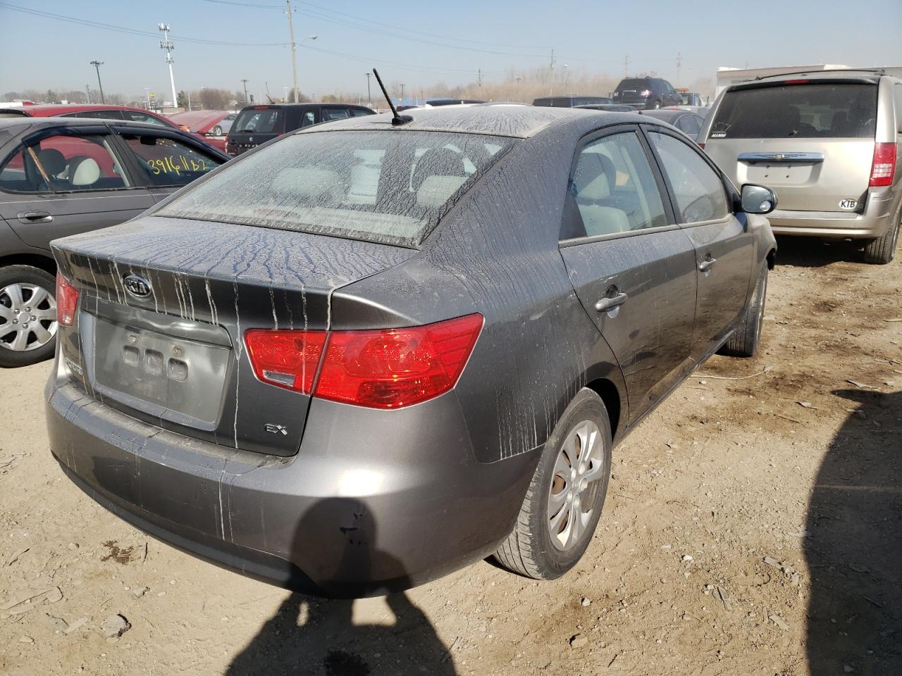 Photo 4 from auction – 2011 KIA FORTE EX with VIN KNAFU4A27B5363548