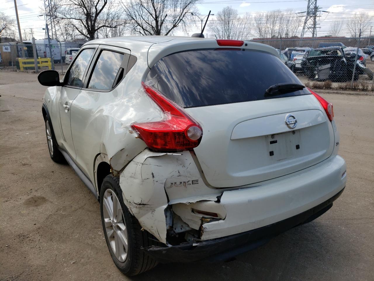 Foto 3 de la subasta – 2011 NISSAN JUKE S con VIN JN8AF5MR2BT010785