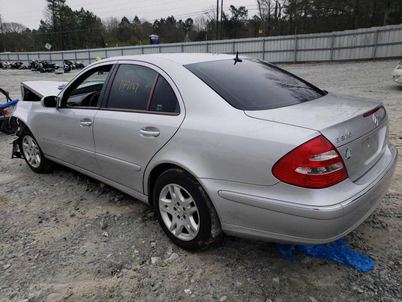 Photo 3 from auction – 2003 MERCEDES-BENZ E 320 with VIN WDBUF65J73A131329