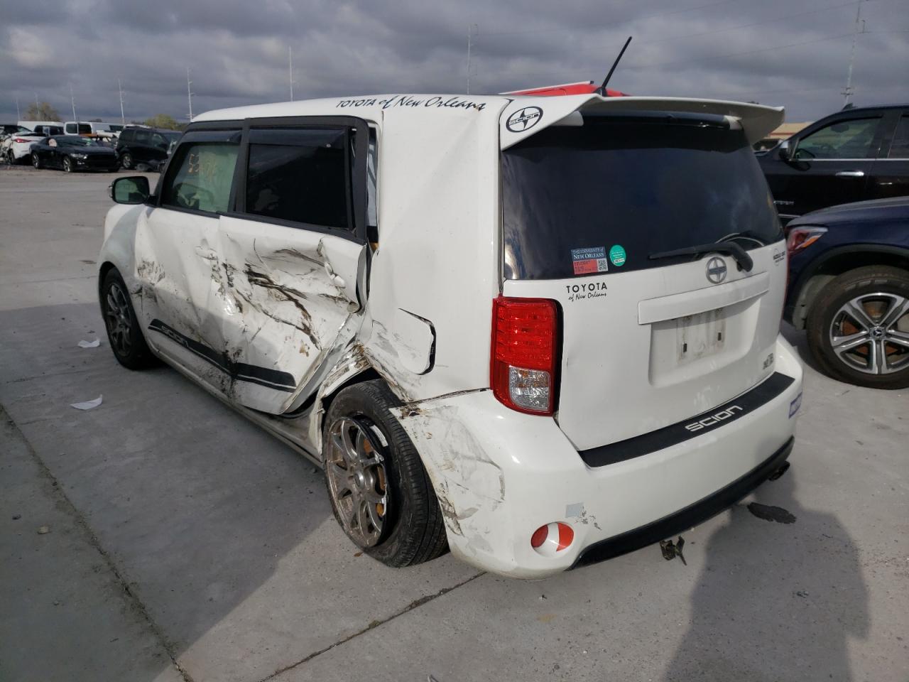 Photo 3 from auction – 2015 TOYOTA SCION XB with VIN JTLZE4FEXFJ077467