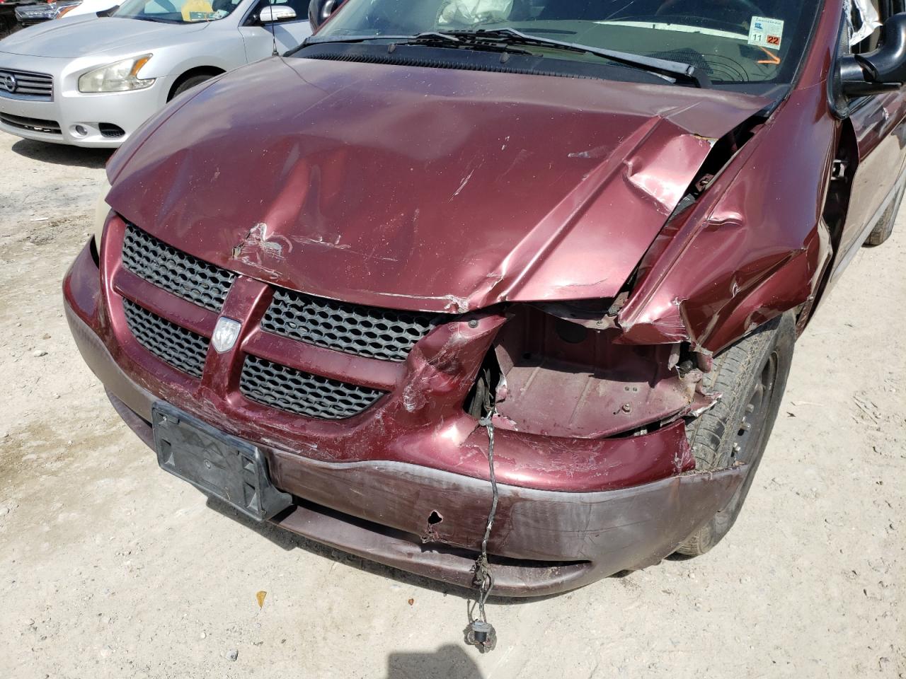 Photo 9 from auction – 2001 DODGE CARAVAN SE with VIN 1B4GP25311B169889