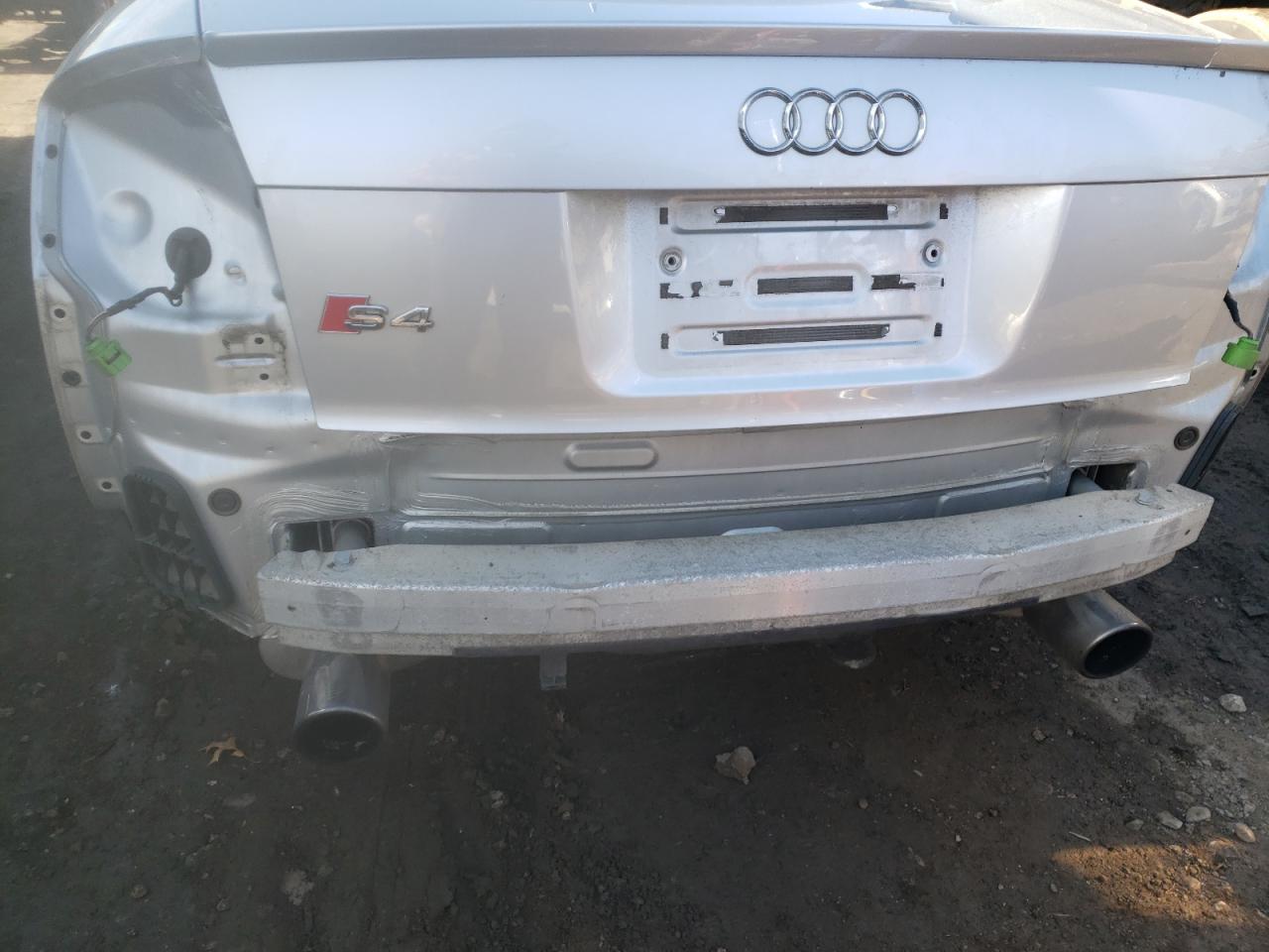 Photo 9 from auction – 2005 AUDI S4 with VIN WAUPL68E25A038224