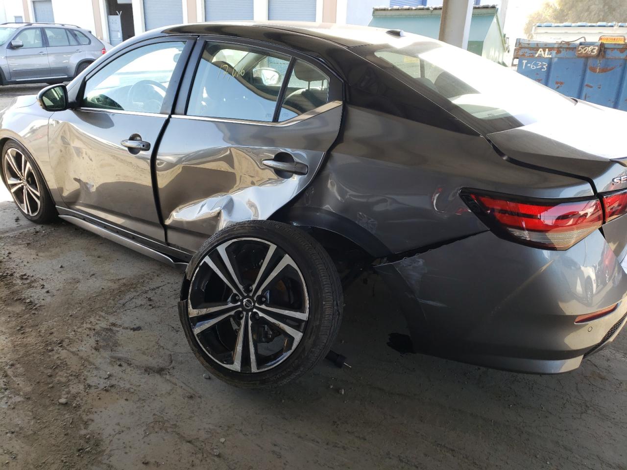 Photo 9 from auction – 2020 NISSAN SENTRA SR with VIN 3N1AB8DV4LY283986