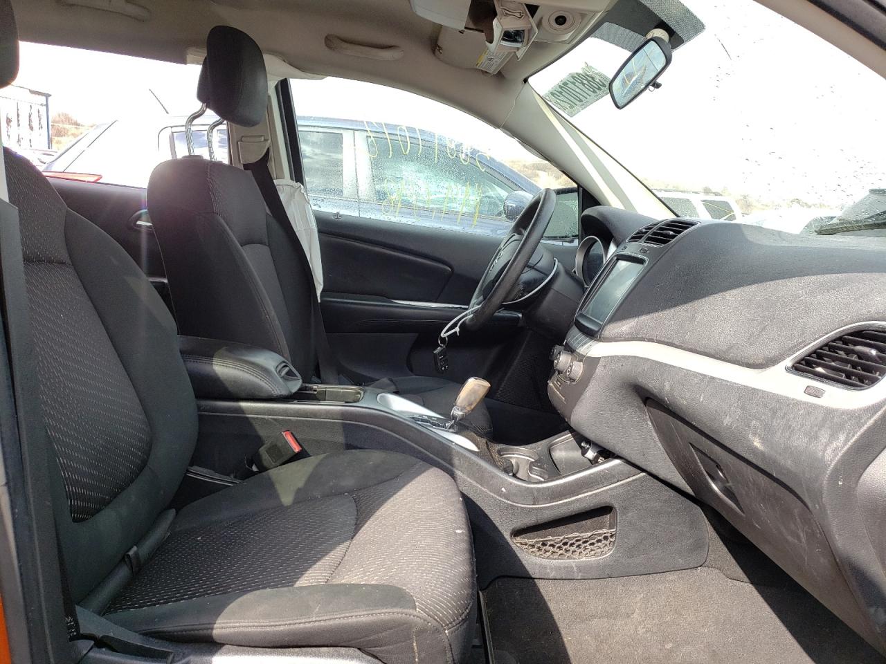 Photo 5 from auction – 2011 DODGE JOURNEY MA with VIN 3D4PH1FG2BT502437