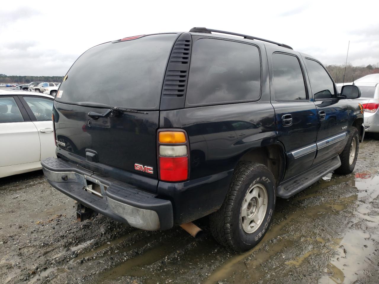 Photo 4 from auction – 2005 GMC YUKON with VIN 1GKEC13T65R207377