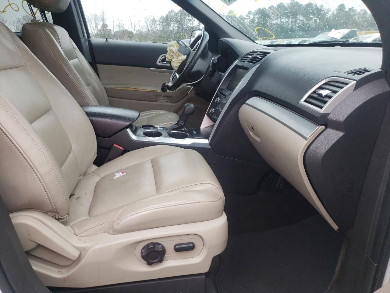 Photo 5 from auction – 2013 FORD EXPLORER X with VIN 1FM5K7D88DGA17145