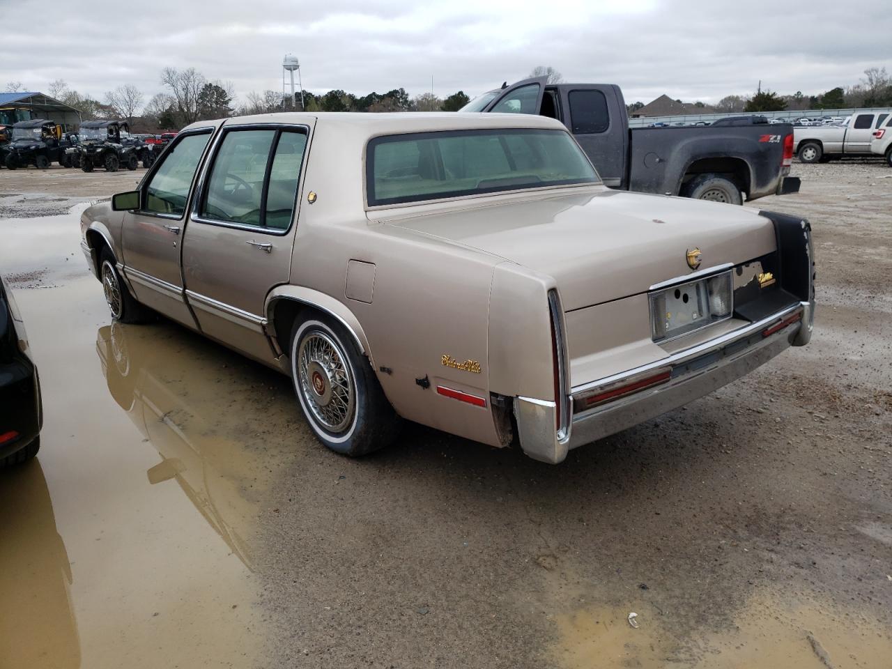 Photo 3 from auction – 1993 CADILLAC DEVILLE with VIN 1G6CD53B8P4324072