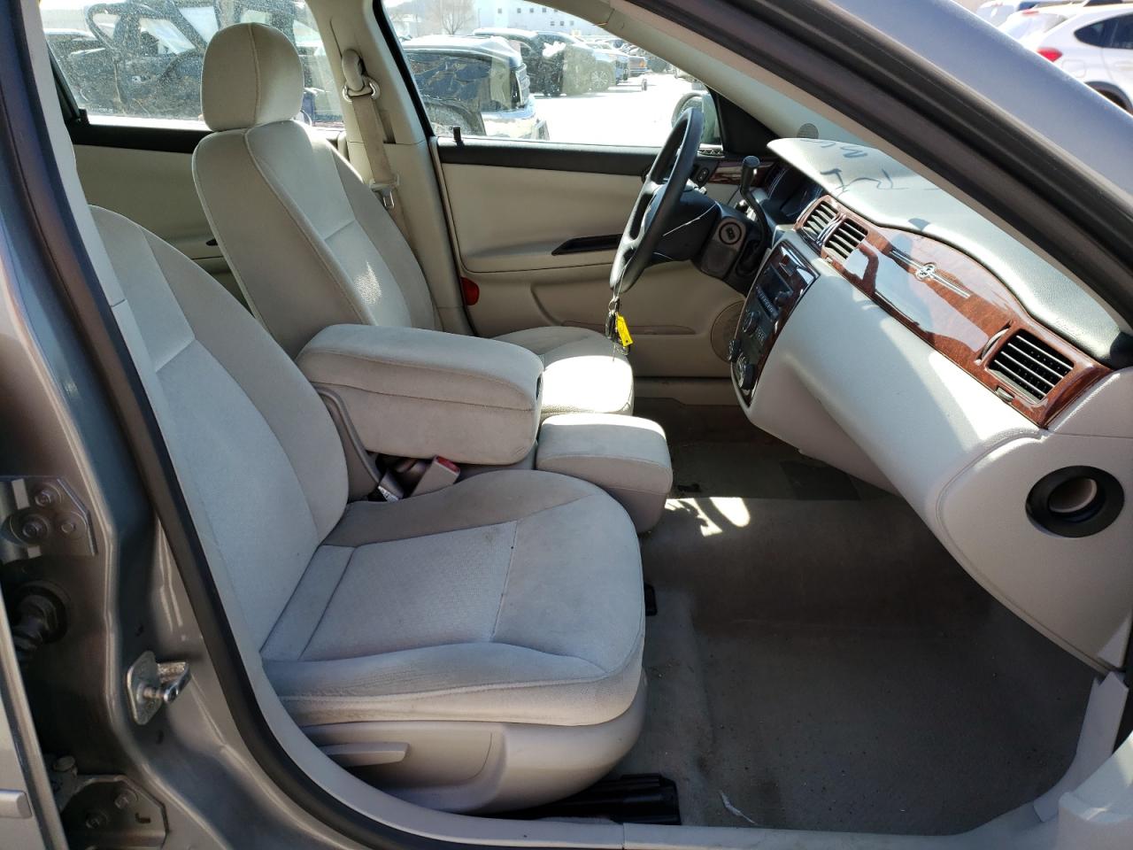 Photo 5 from auction – 2008 CHEVROLET IMPALA LT with VIN 2G1WT55N281203418