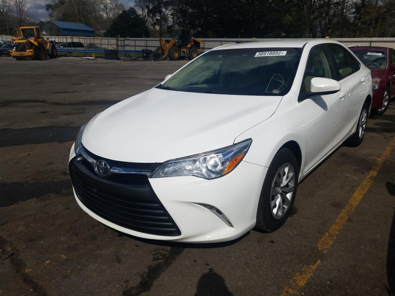 Photo 2 from auction – 2016 TOYOTA CAMRY LE with VIN 4T4BF1FK2GR566705