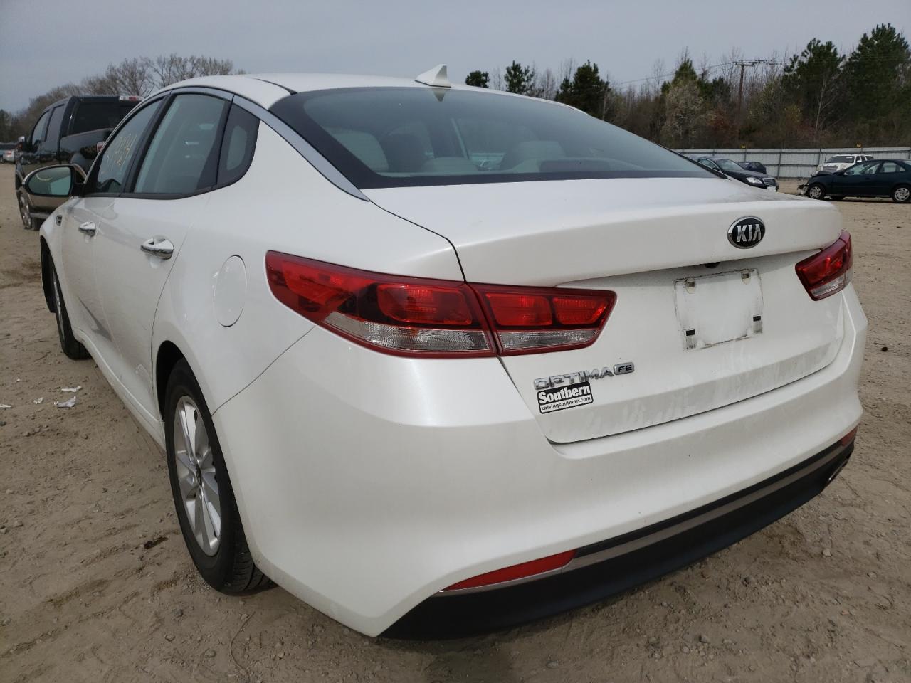 Photo 3 from auction – 2017 KIA OPTIMA LX with VIN KNAGT4L3XH5182949