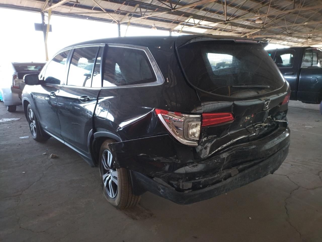 Photo 3 from auction – 2016 HONDA PILOT EX with VIN 5FNYF5H37GB007102