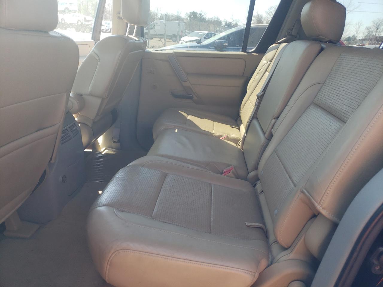 Photo 6 from auction – 2004 NISSAN ARMADA SE with VIN 5N1AA08B74N724473