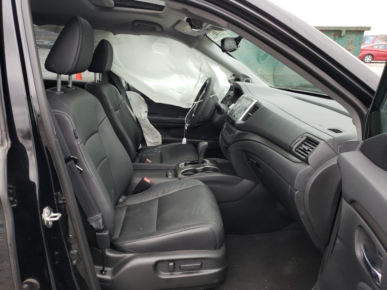 Photo 5 from auction – 2018 HONDA PILOT EXL with VIN 5FNYF5H51JB028326