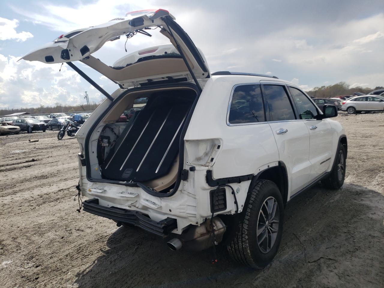 Photo 4 from auction – 2017 JEEP GRAND CHER with VIN 1C4RJEBG4HC846427