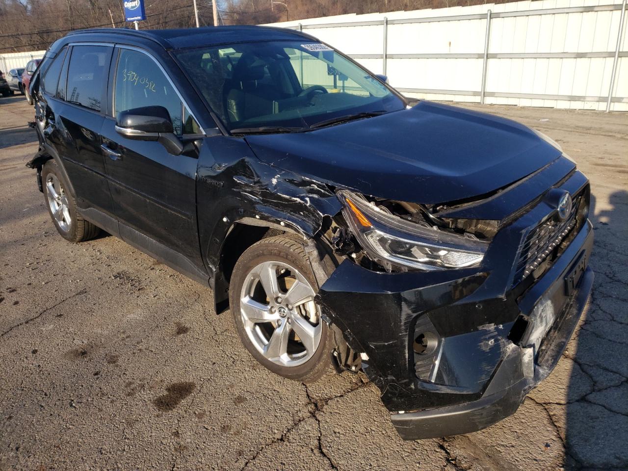 TOYOTA RAV4 LIMIT 2020 with VIN JTMDWRFV0LD545863 - Photo from auction