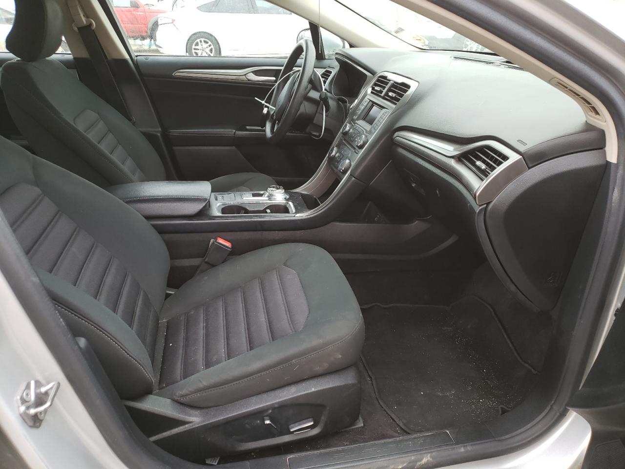 Photo 5 from auction – 2017 FORD FUSION SE with VIN 3FA6P0H71HR110001