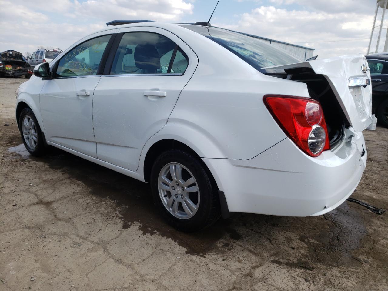 Photo 3 from auction – 2015 CHEVROLET SONIC LT with VIN 1G1JC5SH0F4142158