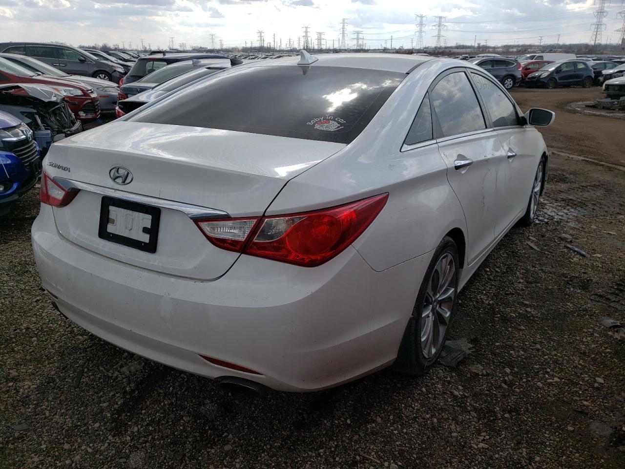 Photo 4 from auction – 2011 HYUNDAI SONATA SE with VIN 5NPEC4AC0BH296754