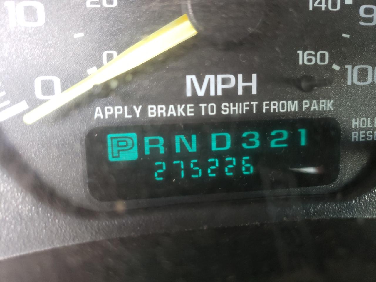 Photo 8 from auction – 2000 CHEVROLET SILVERADO with VIN 2GCEC19V2Y1220841