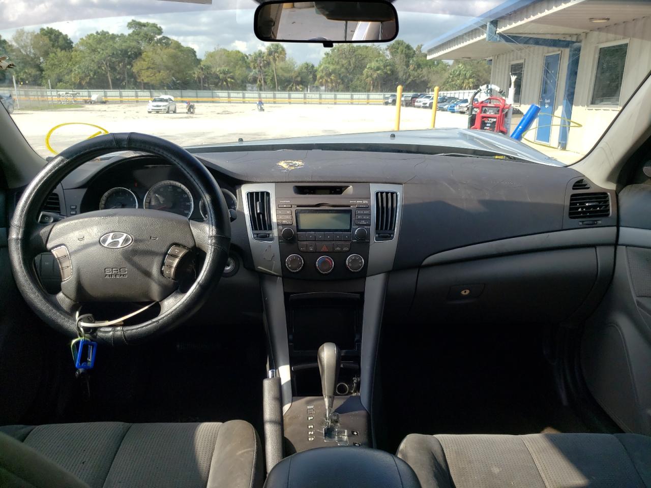 Photo 9 from auction – 2010 HYUNDAI SONATA GLS with VIN 5NPET4AC5AH581075