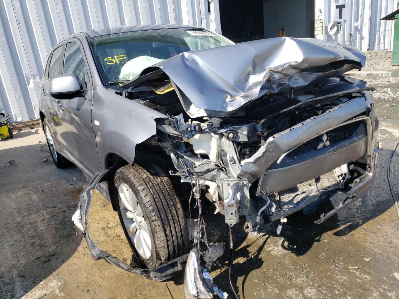 MITSUBISHI OUTLANDER 2011 with VIN JA4AR4AU5BZ015234 - Photo from auction