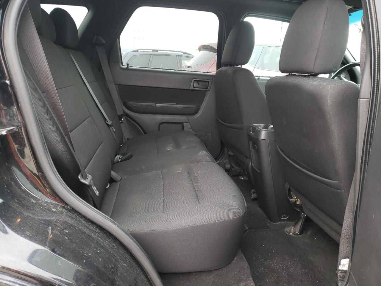 Photo 6 from auction – 2010 FORD ESCAPE XLT with VIN 1FMCU9DG0AKA71973