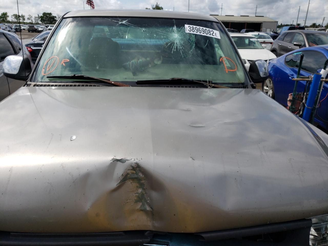 Photo 7 from auction – 2001 CHEVROLET SILVERADO with VIN 2GCEC19VX11234251