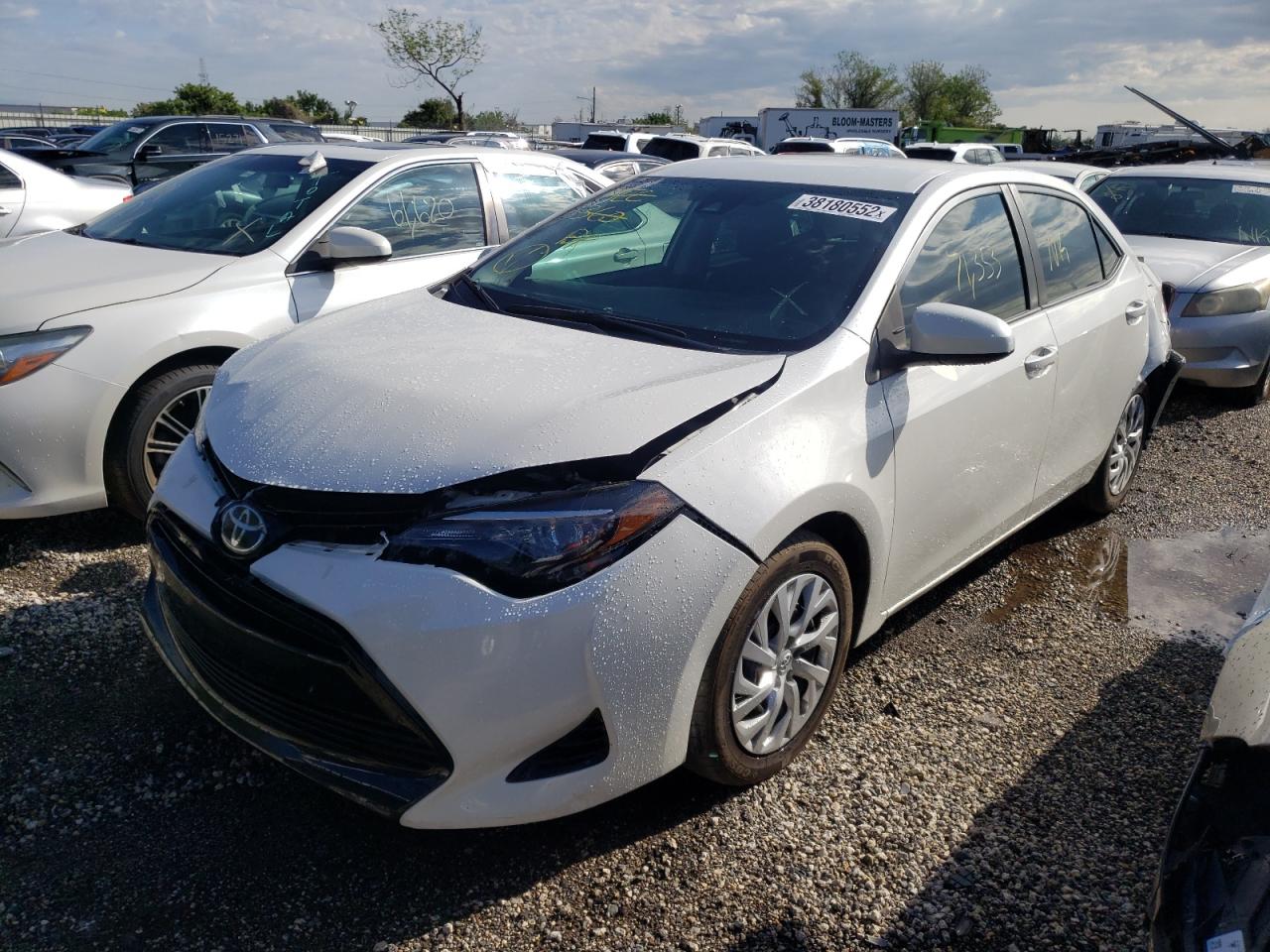 Photo 2 from auction – 2018 TOYOTA COROLLA L with VIN 5YFBURHE7JP796576