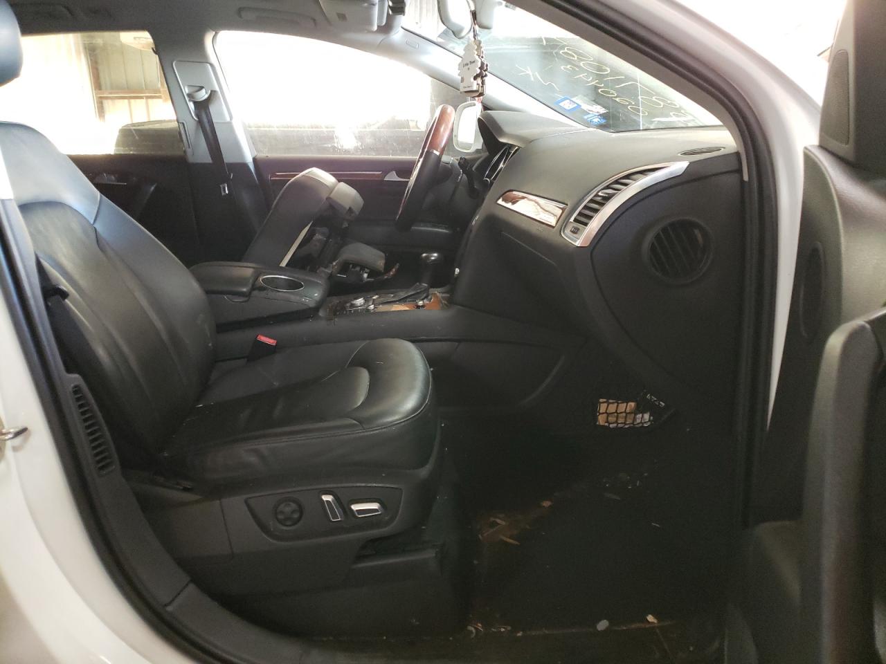 Photo 5 from auction – 2014 AUDI Q7 PREMIUM with VIN WA1LGAFE6ED020443