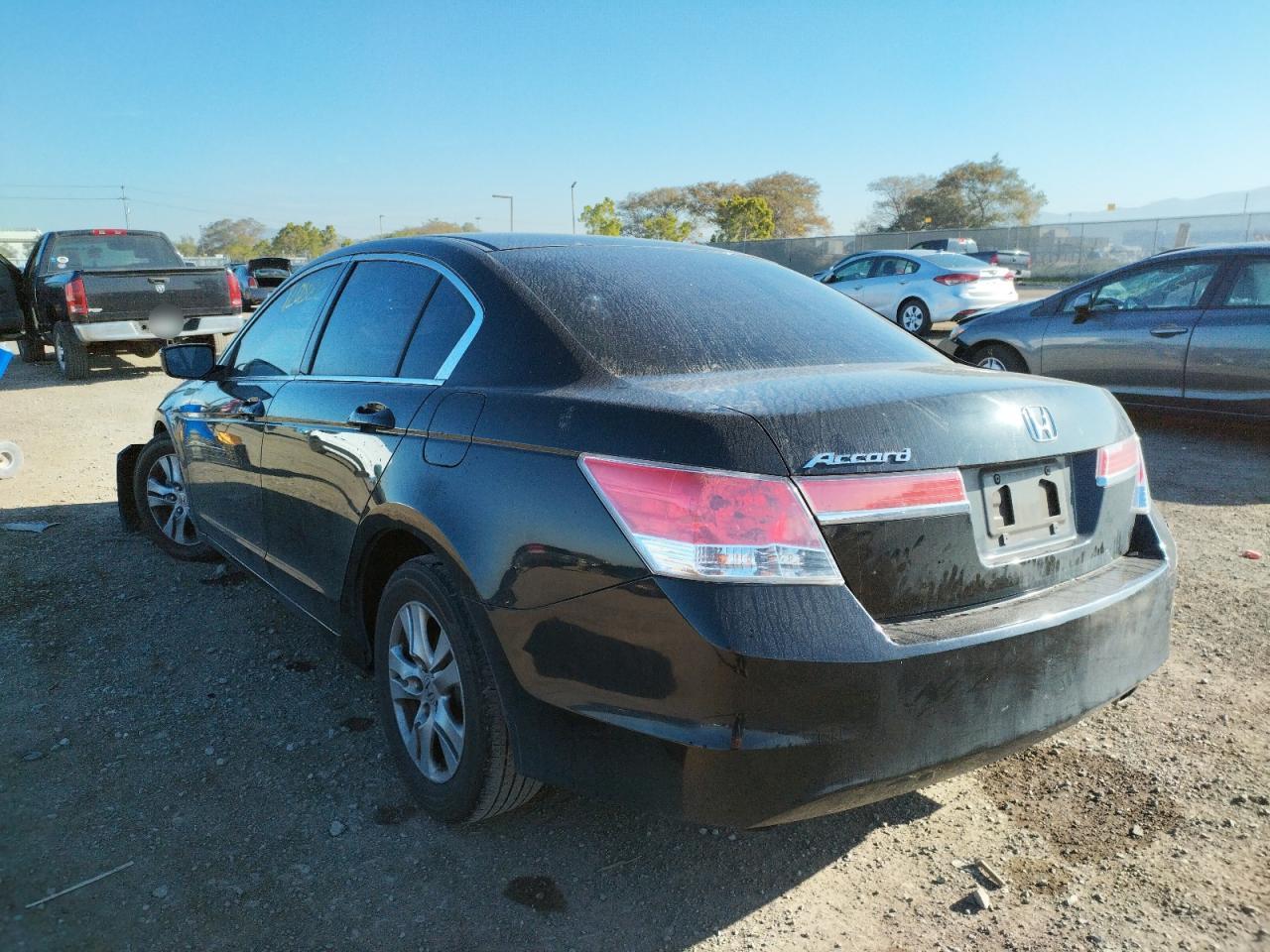 Photo 3 from auction – 2011 HONDA ACCORD LXP with VIN 1HGCP2F41BA145822