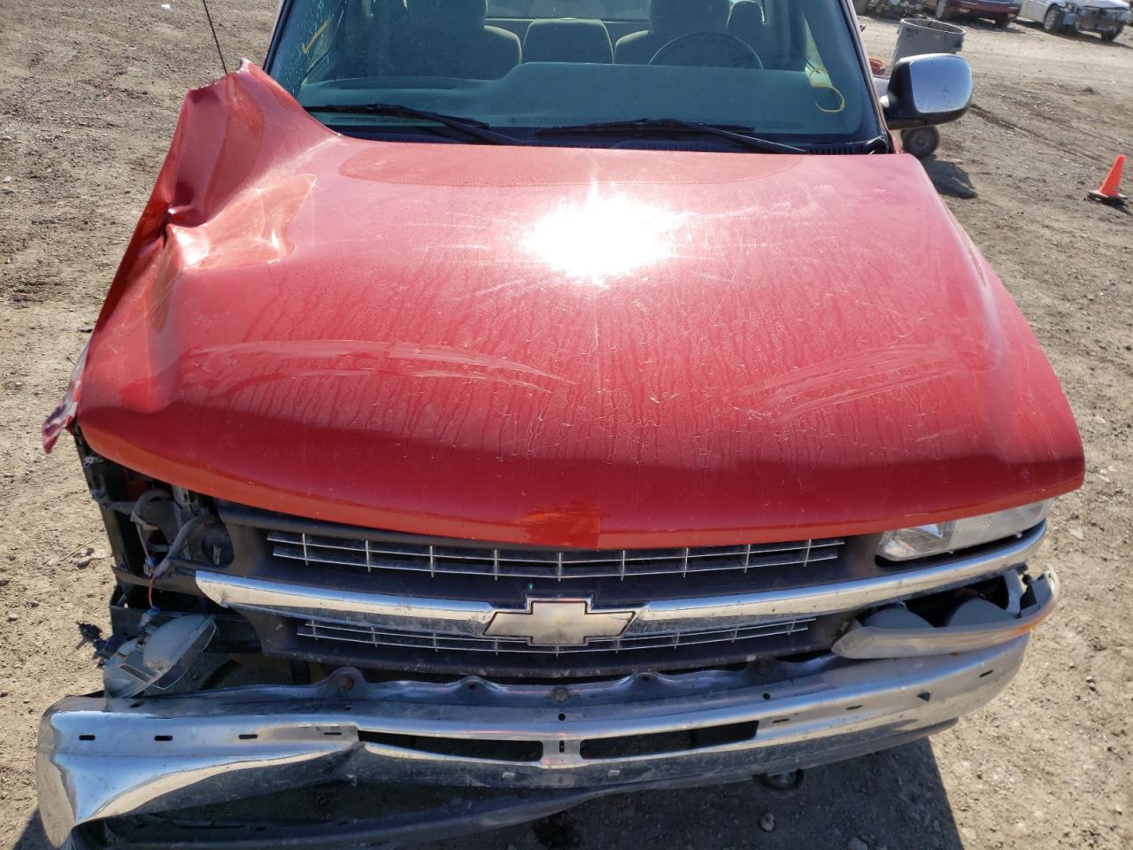 Photo 7 from auction – 2000 CHEVROLET SILVERADO with VIN 1GCEK14T7YE217151