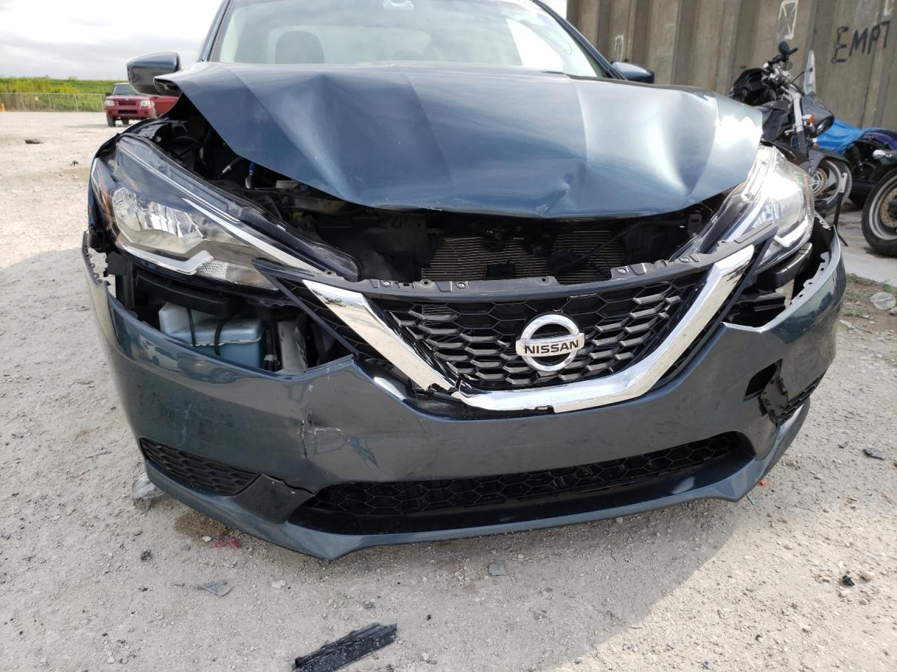 Photo 9 from auction – 2017 NISSAN SENTRA S with VIN 3N1AB7AP9HY280640