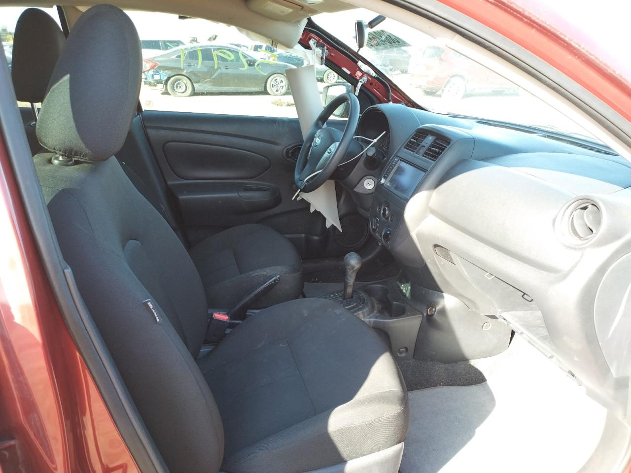 Photo 5 from auction – 2019 NISSAN VERSA S with VIN 3N1CN7AP7KL820474