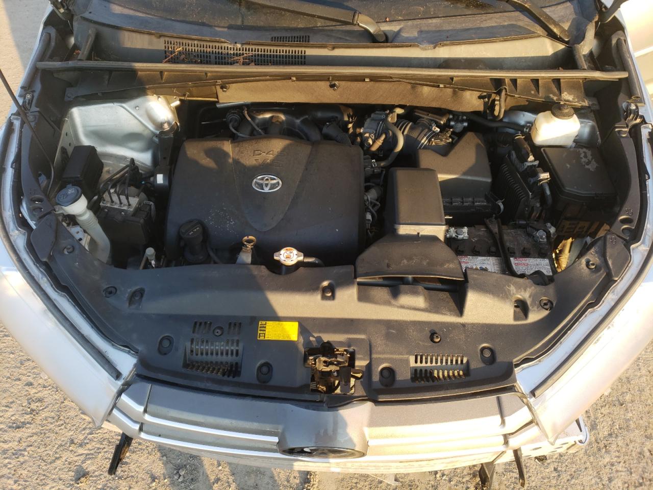 Photo 7 from auction – 2018 TOYOTA HIGHLANDER with VIN 5TDBZRFH1JS874923