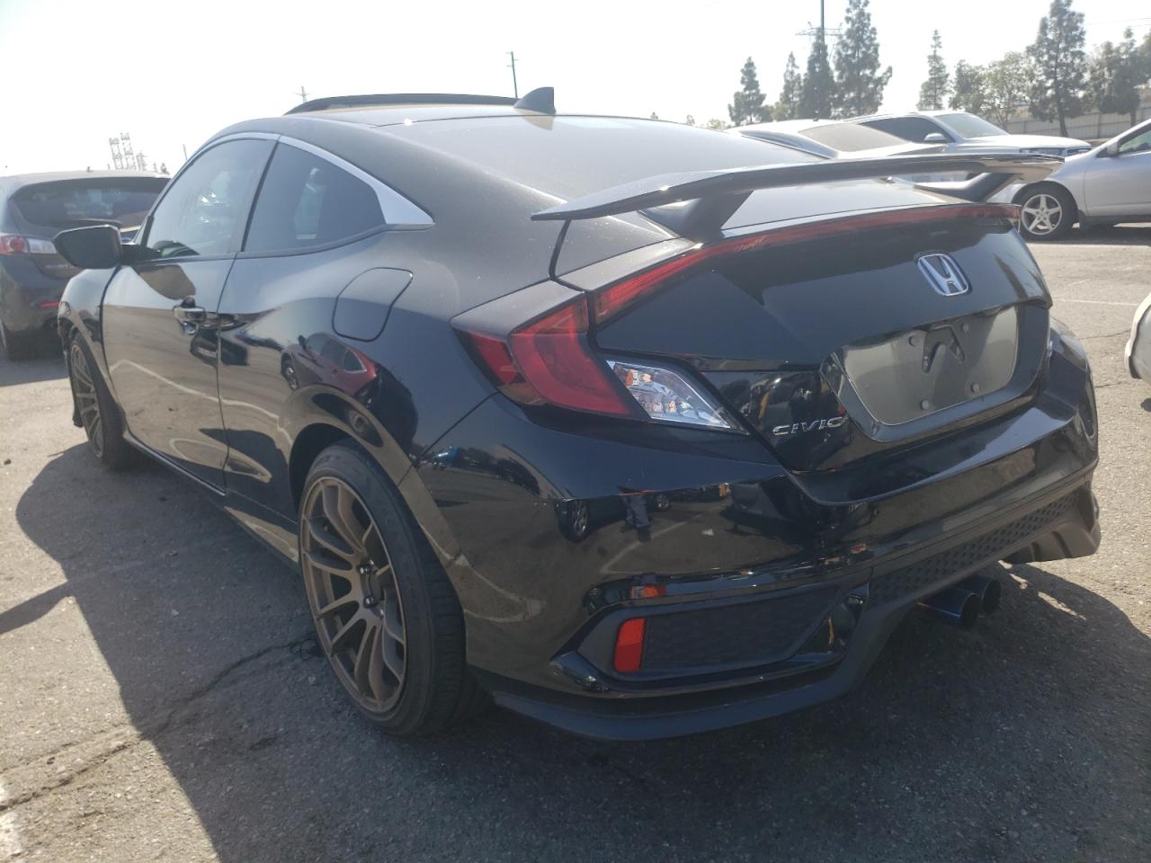 Photo 3 from auction – 2019 HONDA CIVIC SI with VIN 2HGFC3A53KH752322