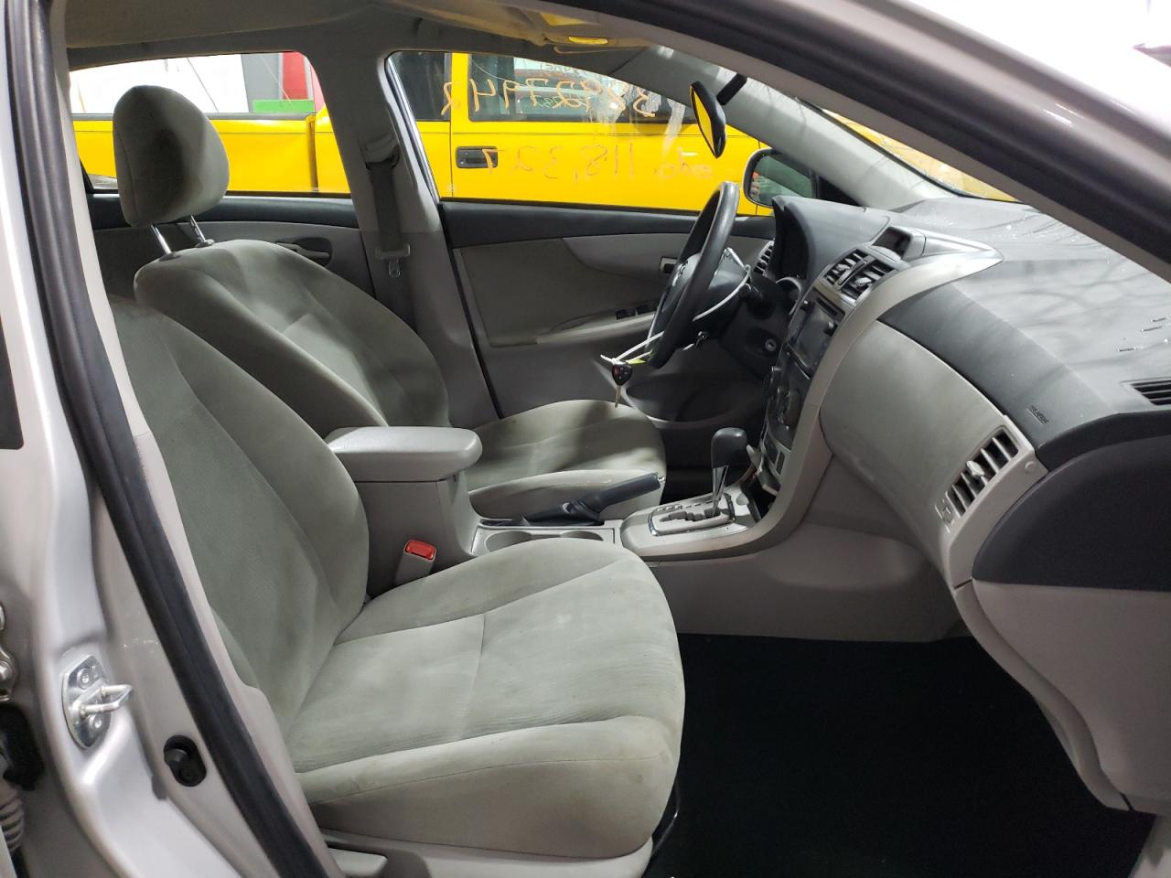 Photo 5 from auction – 2013 TOYOTA COROLLA BA with VIN 2T1BU4EE7DC092406