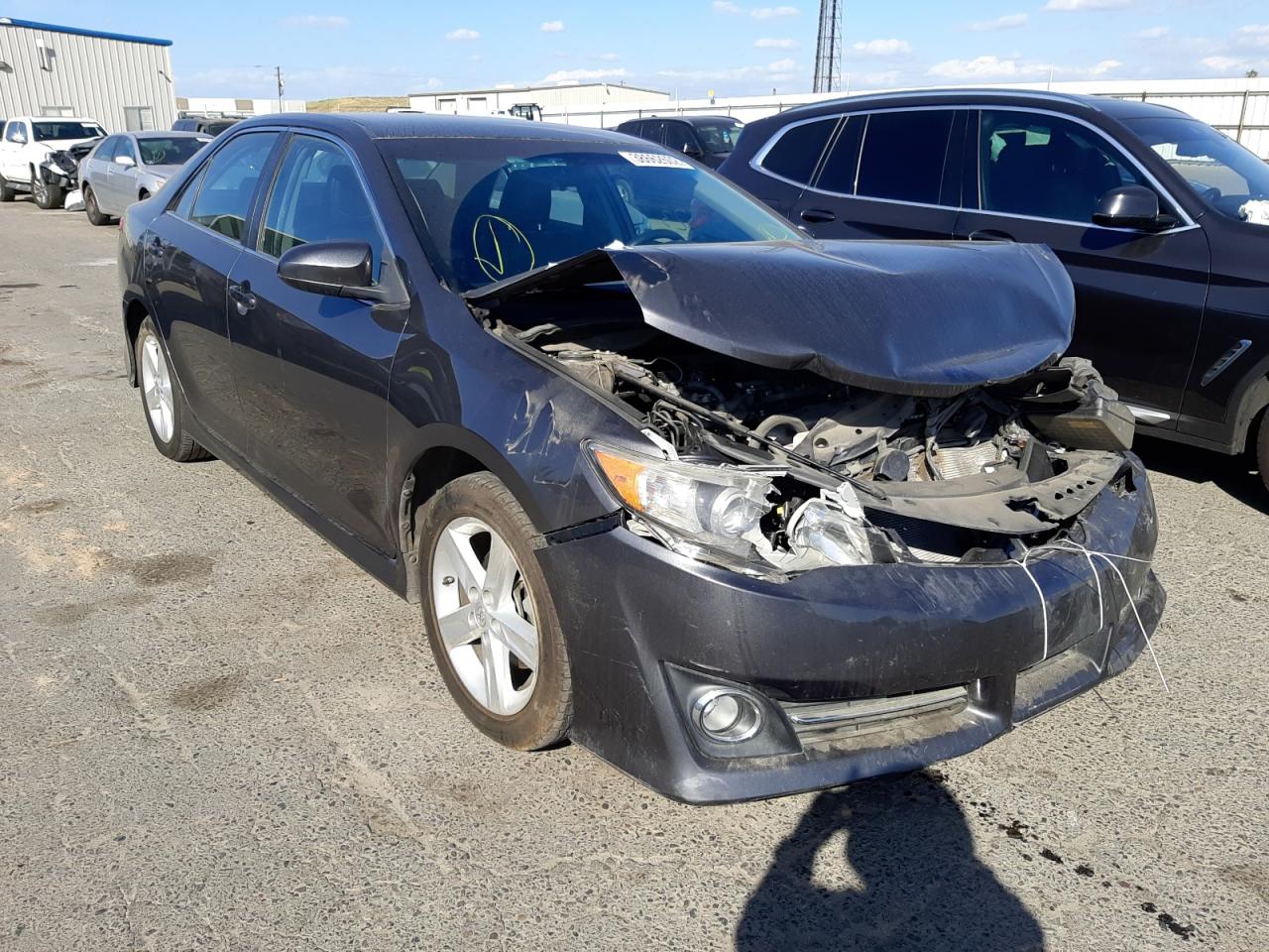 Photo 1 from auction – 2014 TOYOTA CAMRY L with VIN 4T1BF1FK5EU868948