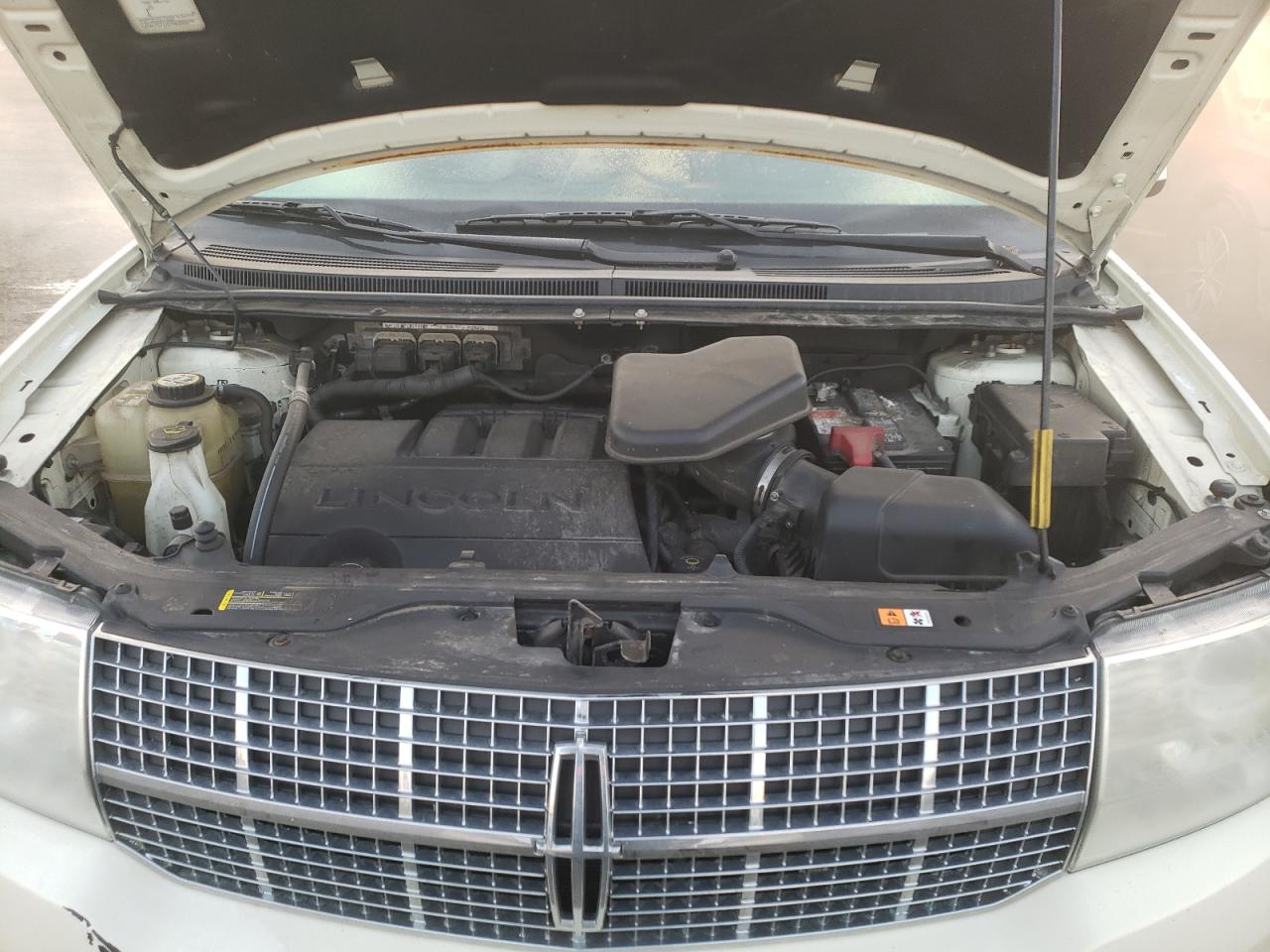 Photo 7 from auction – 2007 LINCOLN MKX with VIN 2LMDU68C67BJ21745