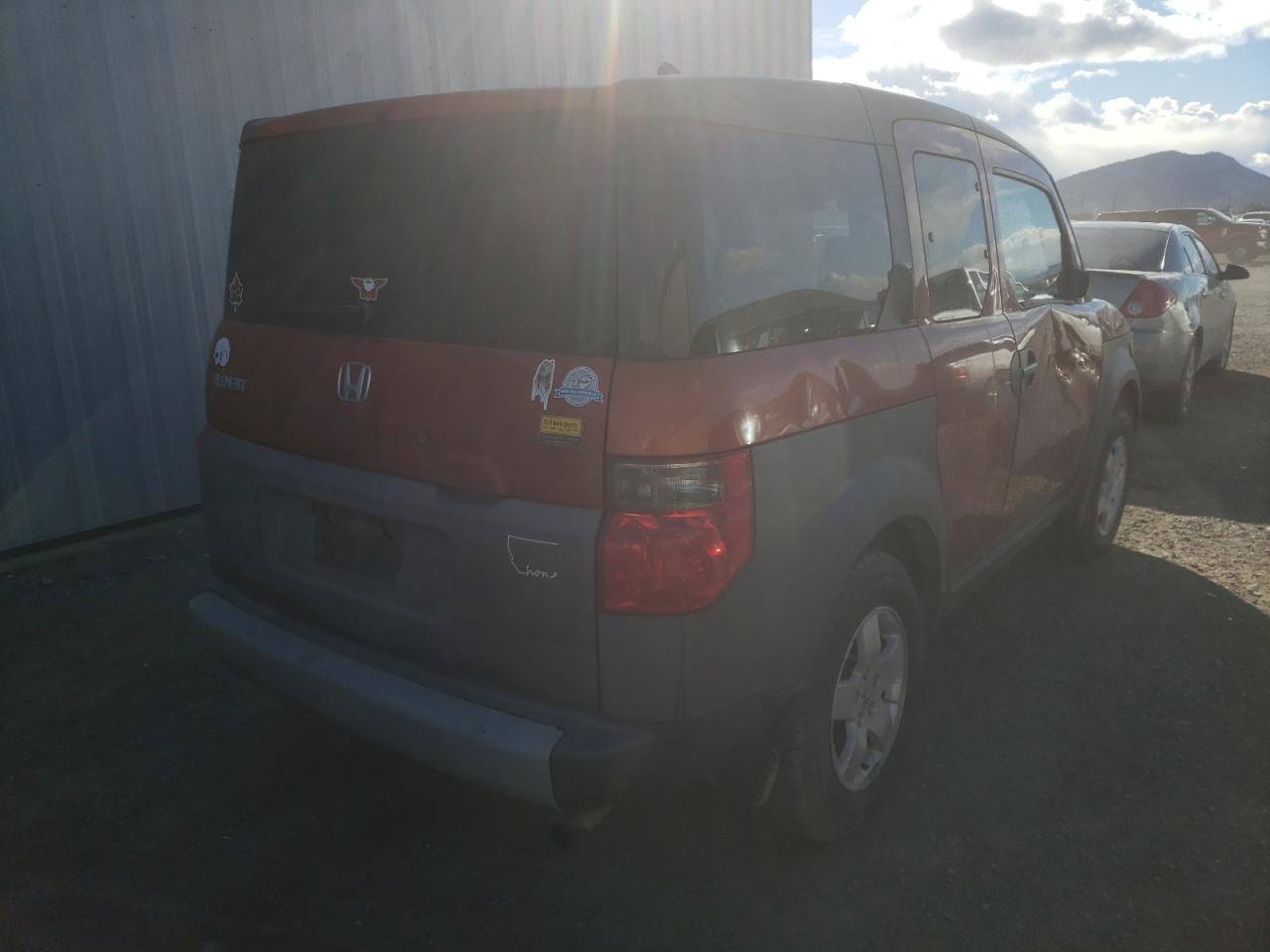 Photo 4 from auction – 2003 HONDA ELEMENT EX with VIN 5J6YH28533L006475