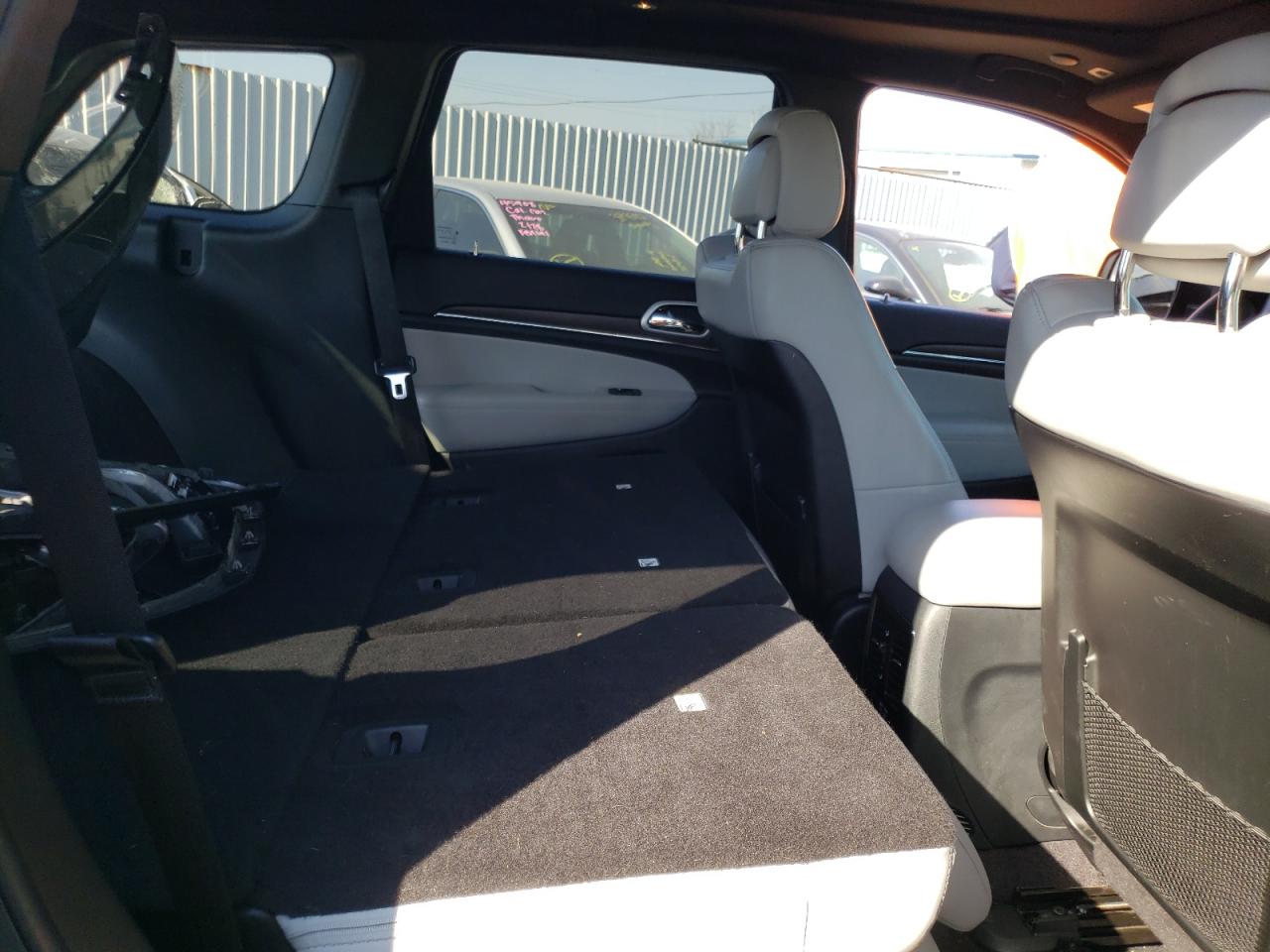 Photo 6 from auction – 2018 JEEP GRAND CHER with VIN 1C4RJFBG3JC294303