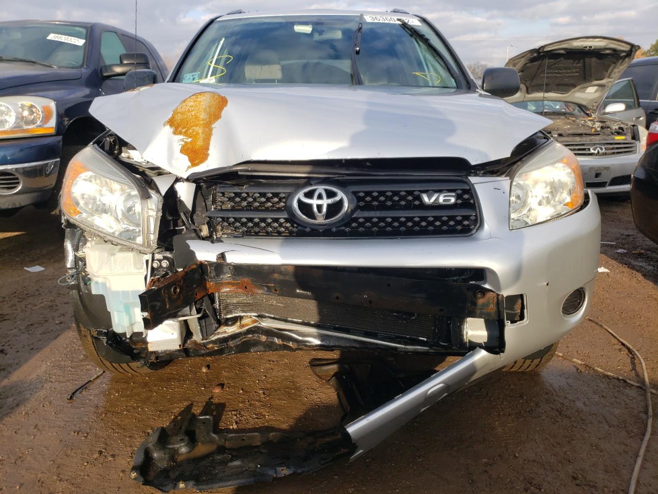 Photo 9 from auction – 2006 TOYOTA RAV4 with VIN JTMBK33V665003122