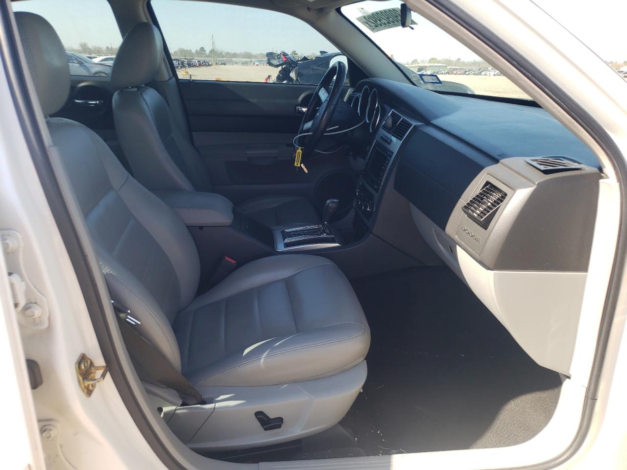 Photo 5 from auction – 2006 DODGE CHARGER R/ with VIN 2B3LA53H26H344279