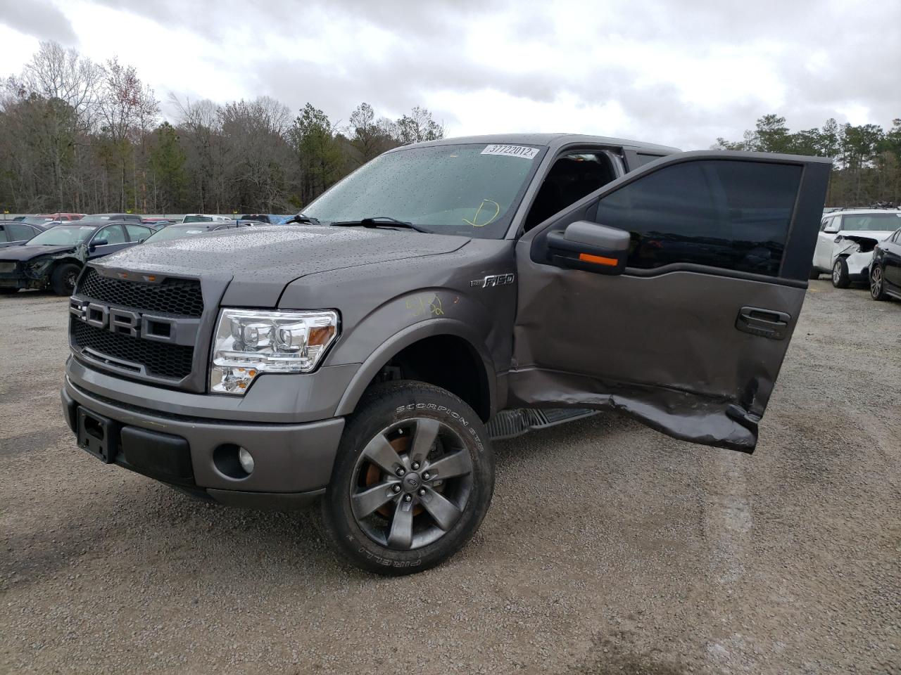 Photo 2 from auction – 2011 FORD F150 SUPER with VIN 1FTFW1CF9BKD40320