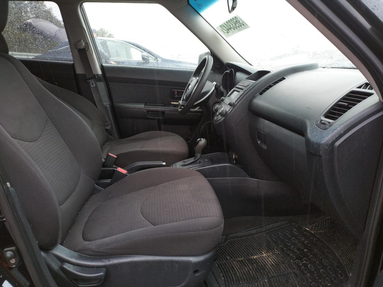 Foto 5 de la subasta – 2013 KIA SOUL con VIN KNDJT2A52D7516200