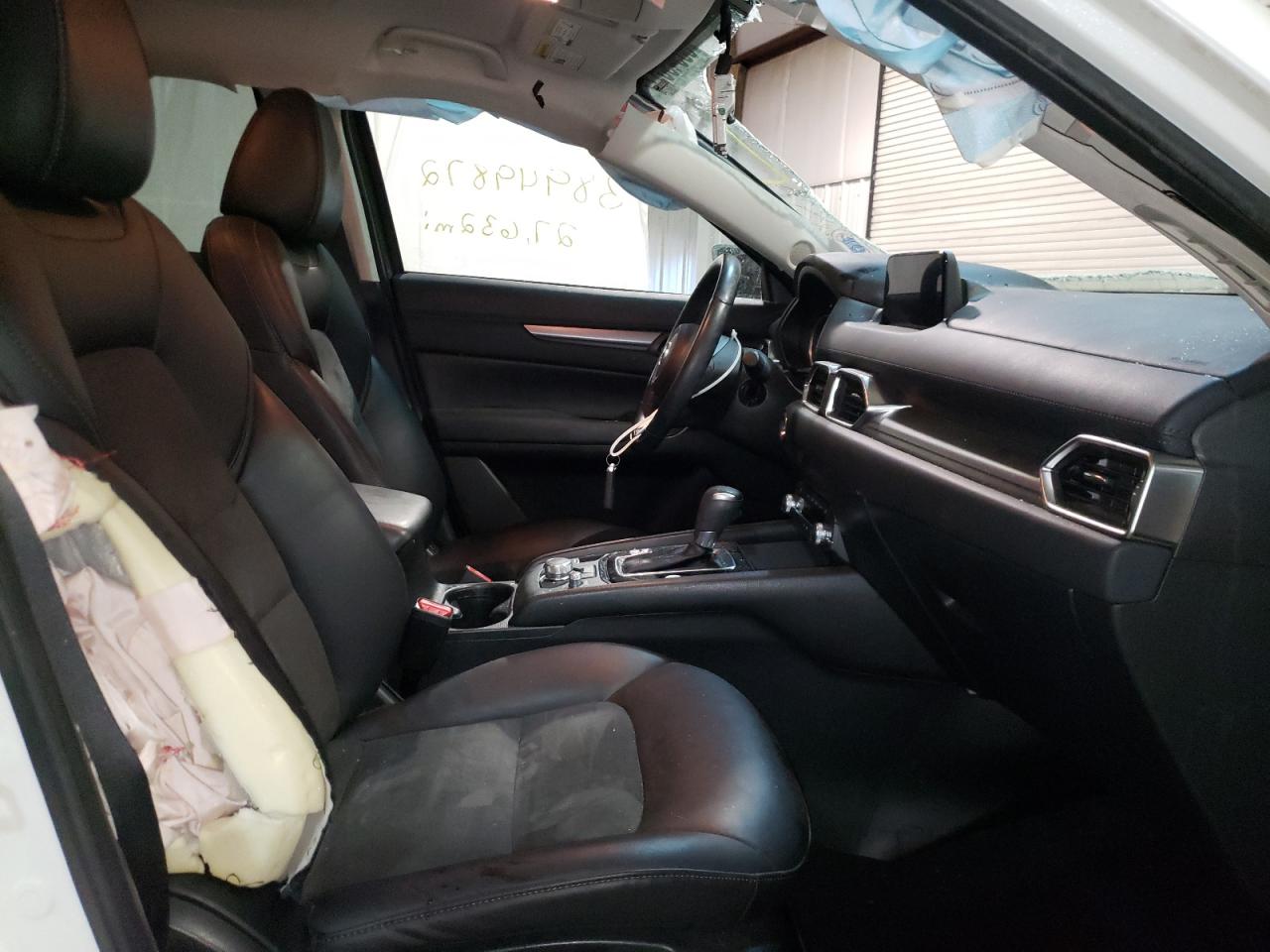 Photo 5 from auction – 2019 MAZDA CX-5 TOURI with VIN JM3KFBCM6K1555234
